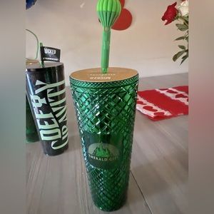 NEW Starbucks x Wicked Gemstone Cold Cup with Emerald City Straw Topper 24 oz LE
